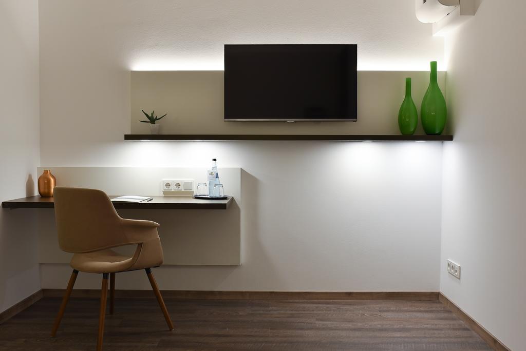 Guesthouse Lichtenau Nußloch Δωμάτιο φωτογραφία